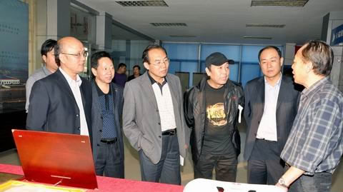 河南省编办组织人员到汝州市产业集聚区调研